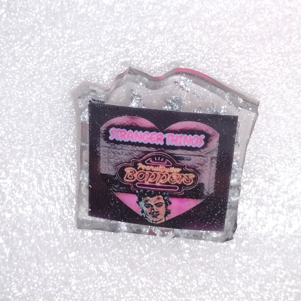 STRANGER THINGS 5 HANDMADE STEVE HARRINGTON PEANUT BUTTER BOPPERS PIN
